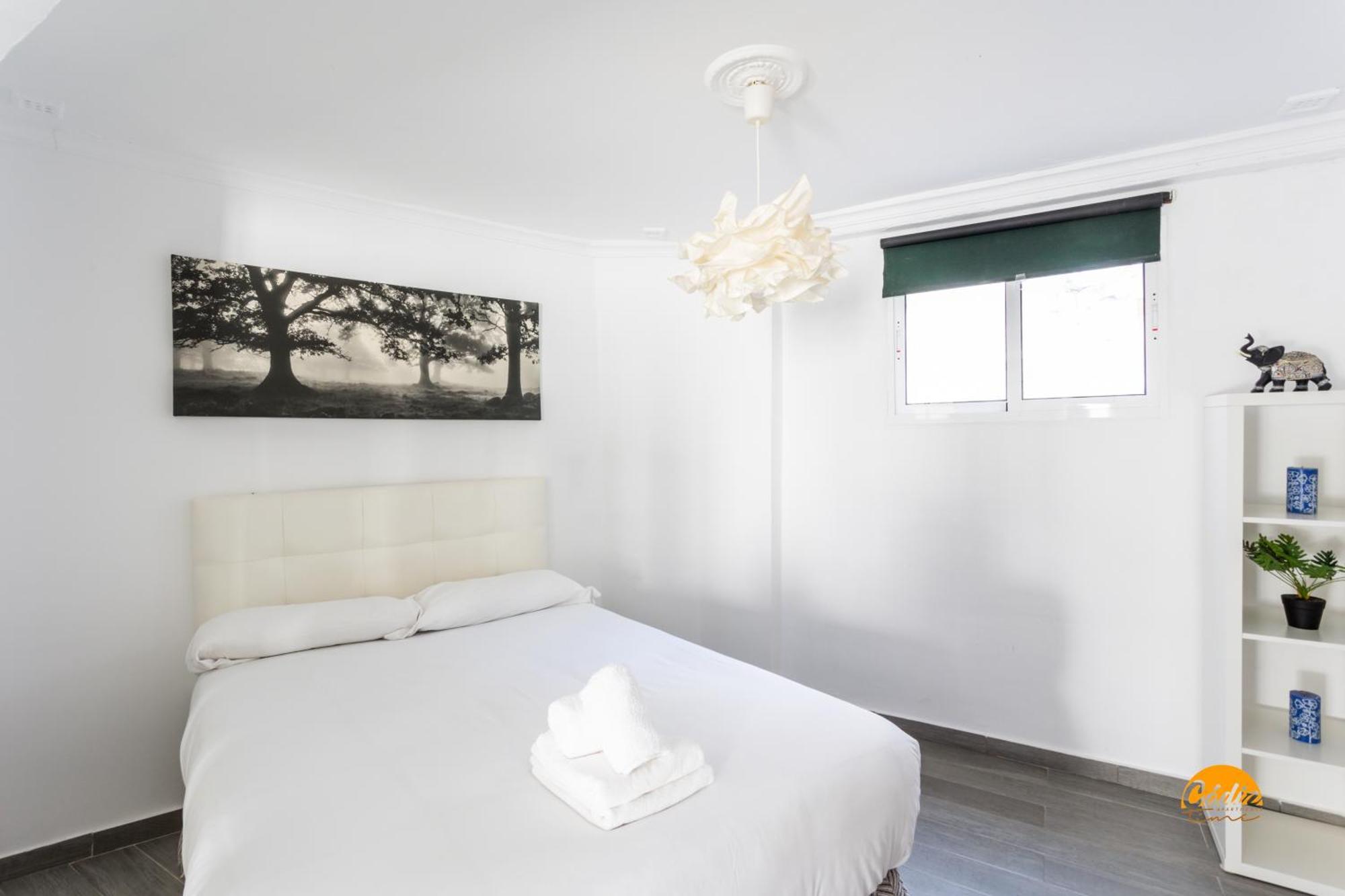 Appartamento Modern Haven Loft By Cadiz Time Esterno foto